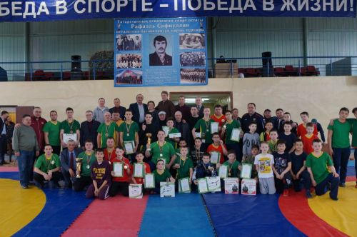 В Пестрецах прошёл 24-ый турнир по национальной борьбе