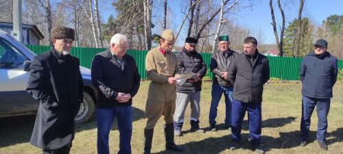 На кладбище села Чита заложили землю с братских могил солдат-односельчан