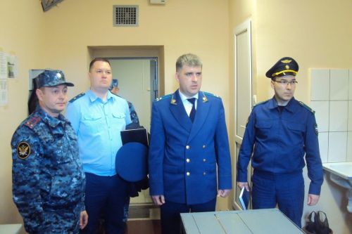Заместитель прокурора РТ посетил исправительную колонию в селе Пановка