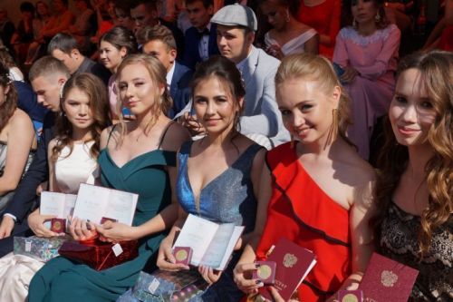 Питрәч чыгарылыш сыйныф укучылары укырга кая бара ала