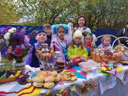 В пестречинской второй школе состоялась «Ярмарка добра»