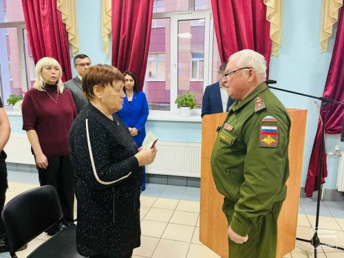 В память о герое СВО в Пестрецах открыли мемориальную доску