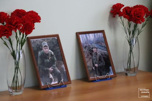 В Кулаево появились две мемориальные доски героям СВО