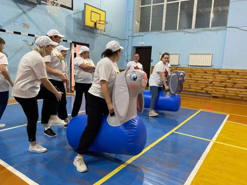 Мамы Пестречинского района соревновались в спортивных конкурсах