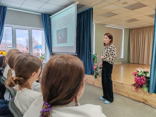 С пестречинскими школьниками побеседовал психолог