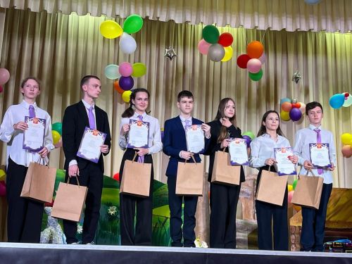Наградили лучших учеников Кощаковской школы