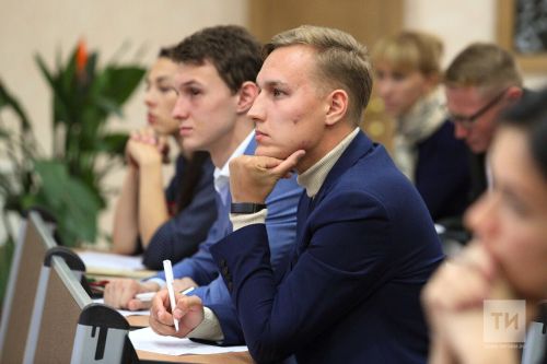Оклады госслужащих в Татарстане вырастут с 1 июля