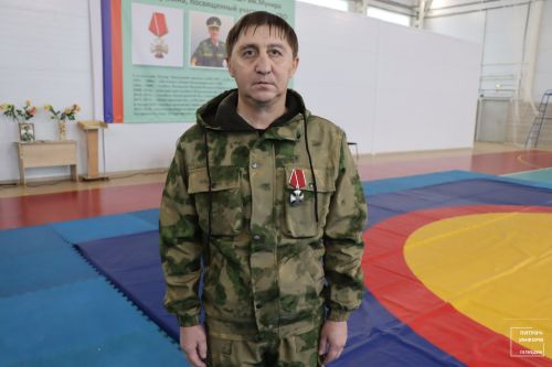 Участнику СВО из Пестречинского района вручили орден Мужества