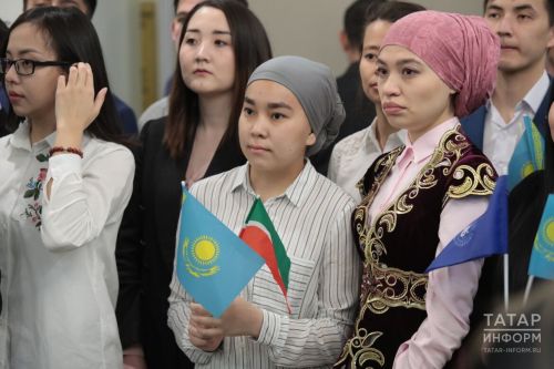 В России ужесточили правила получения РВП и ВНЖ