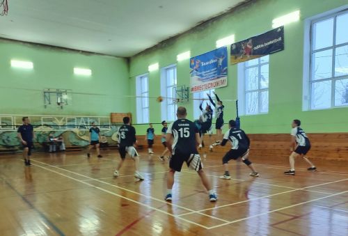В чемпионате района по волейболу прошли игры 16-го тура