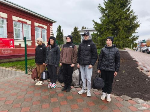 В Пестречинском районе проводили новобранцев в армию