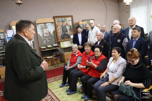 В Пестрецах представили выставку «Легенды спорта»