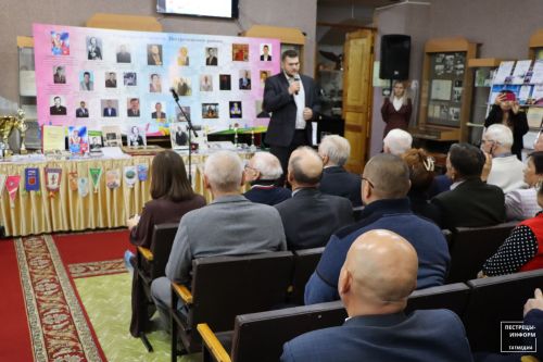 В Пестрецах представили выставку «Легенды спорта»