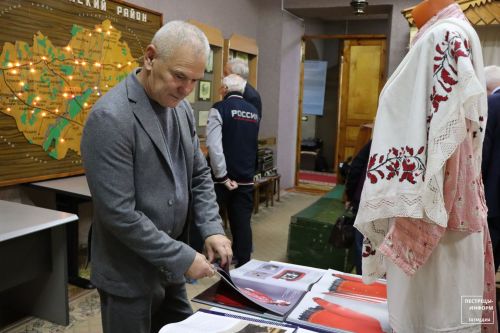 В Пестрецах представили выставку «Легенды спорта»