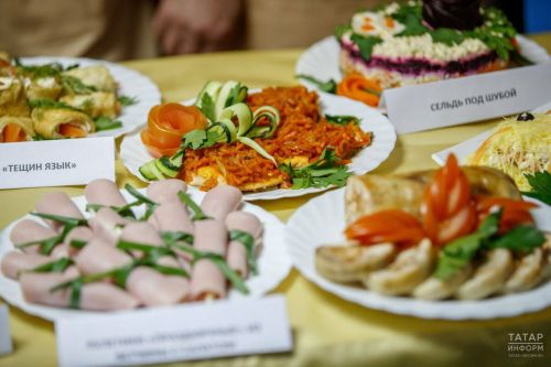 Сроки хранения новогодних салатов назвали в Роспотребнадзоре
