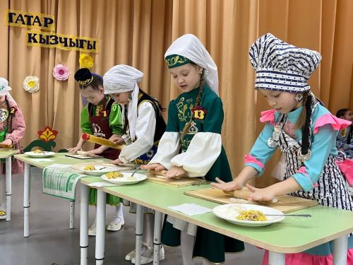 Шәледә «Татар кызчыгы һәм татар малае» конкурсы узды