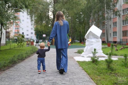 Выплаты неполным семьям: кому положены и как их получить в Татарстане