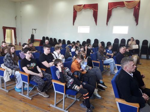 В селе Богородское состоялась встреча с руководителем поискового отряда «Выстрел»