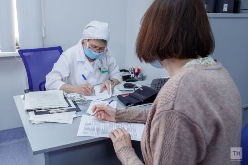 Врач-офтальмолог рассказала, кому нельзя носить контактные линзы