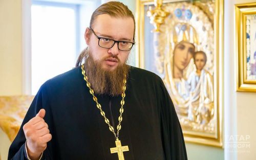 Казанский священник рассказал, что можно, а что нельзя делать в храме