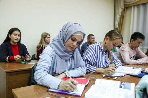 Казанда татар теле курслары уза