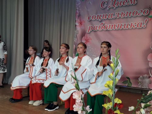 В Пестрецах отметили День социального работника