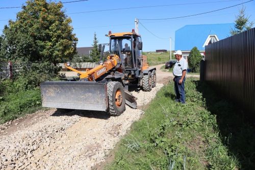 Жители села Конь вносят свои деньги в благоустройство