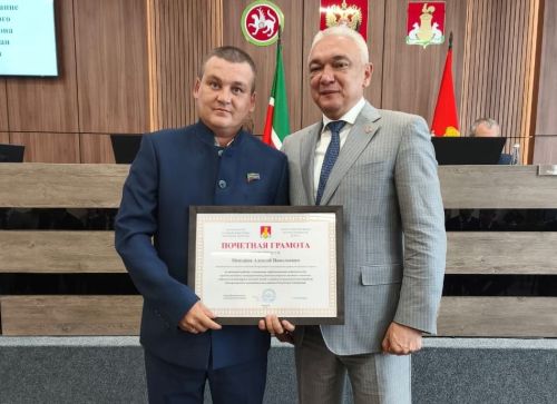 В Пестрецах наградили отличившихся представителей района