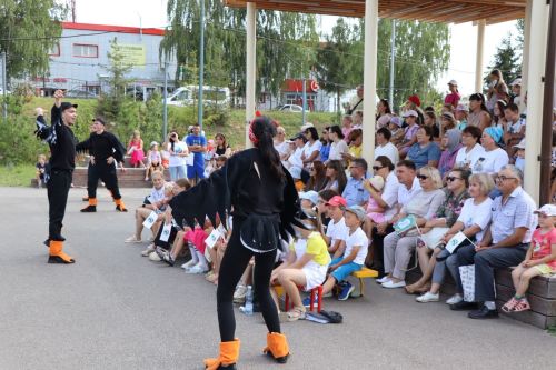 Казанские артисты показали в Пестрецах иммерсивный театр