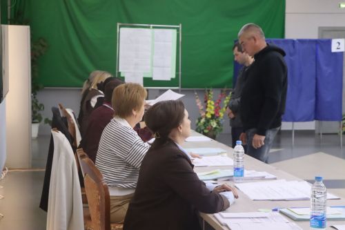 Пестречинцы активно голосуют с самого утра