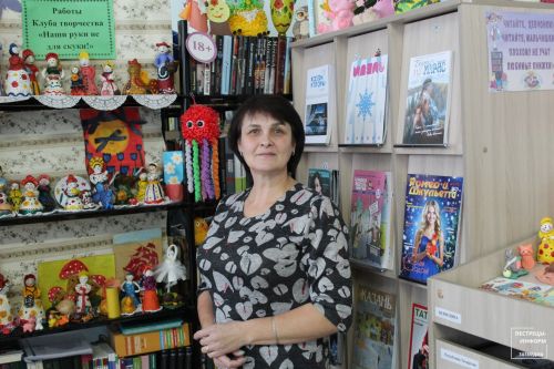 Заведующая Кулаевской библиотекой Наталья Хоменко: «Здесь скучать некогда»