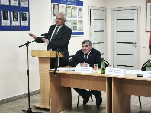 Глава Янцеварского поселения Василий Таланов отчитался о работе за год