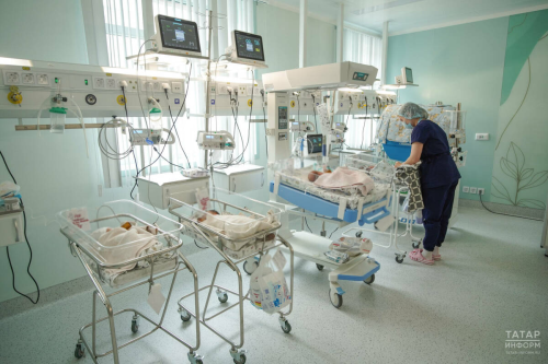 С апреля новорожденных начнут проверять на два редких заболевания