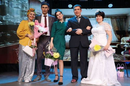 Читинский театр «Мунча миче» выступил на сцене Дворца культуры