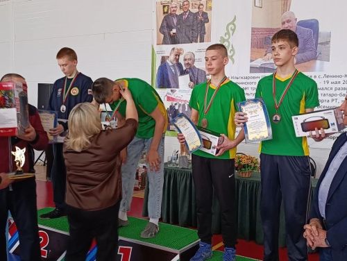 Стали известны победители турнира по национальной борьбе