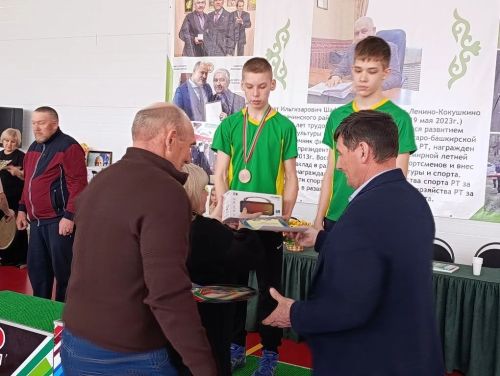 Стали известны победители турнира по национальной борьбе
