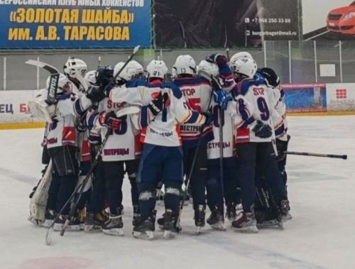Хоккей и футзал: пестречинские команды продолжают борьбу в турнирах