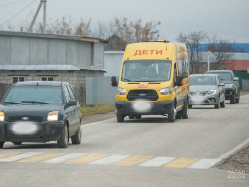 В Куюках столкнулись питбайк и школьный автобус