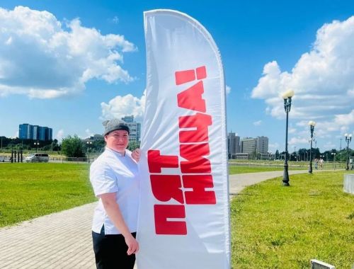 Жительница Пестречинского района приняла участие в строительстве башни из чак-чака