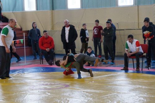 Турнир по национальной борьбе