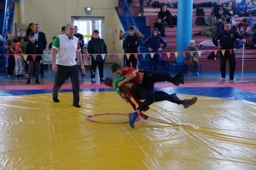 Турнир по национальной борьбе