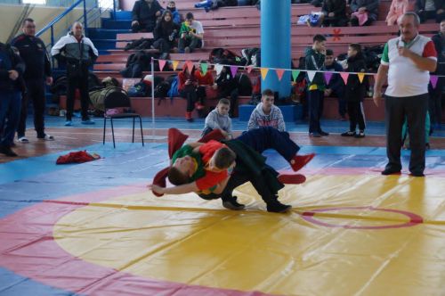 Турнир по национальной борьбе