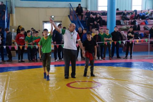 Турнир по национальной борьбе