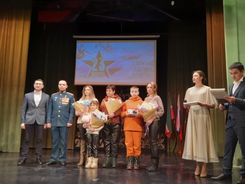 Концерт ко Дню защитника Отечества