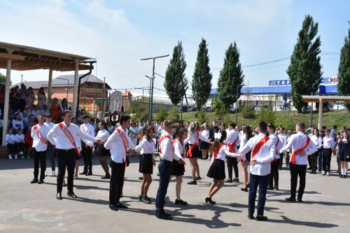 Последний звонок в Пестречинской первой школе