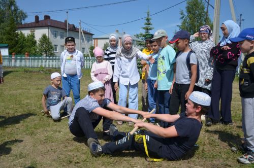 Детский мусульманский Сабантуй при центральной соборной мечети