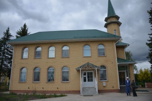 В поселке Первое мая достраивают мечеть, а в селе Богородское – зал для ифтаров
