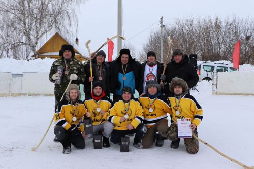 Хоккей в валенках