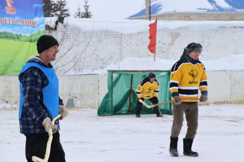 Хоккей в валенках