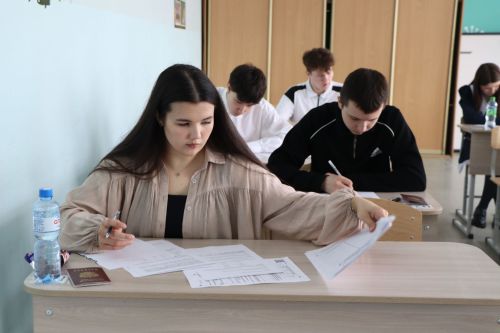 Акция «Сдаем вместе. День сдачи ОГЭ и ЕГЭ родителями»